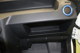 奥腾&nbsp;电动封闭厢货驾驶室图片