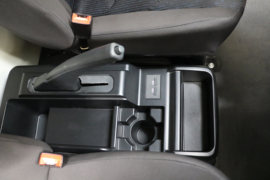 奥腾&nbsp;电动封闭厢货驾驶室图片