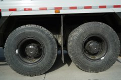 东风商用车 天龙KC重卡 600马力 8X4 8米自卸车(高顶)