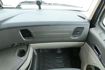 �й����� HOWO Max�ؿ� 510���� 6X4 AMT�Զ���Σ��Ʒǣ����(����)ͼƬ
