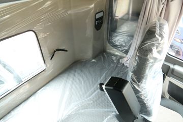 �й����� HOWO Max�ؿ� 510���� 6X4 AMT�Զ���Σ��Ʒǣ����(����)ͼƬ