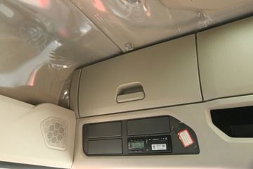 �й����� HOWO Max�ؿ� 510���� 6X4 AMT�Զ���Σ��Ʒǣ����(����)ͼƬ