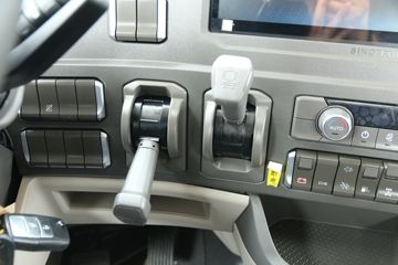 �й����� HOWO Max�ؿ� 510���� 6X4 AMT�Զ���Σ��Ʒǣ����(����)ͼƬ