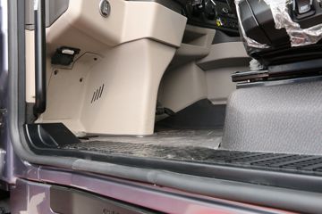 �й����� HOWO Max�ؿ� 510���� 6X4 AMT�Զ���Σ��Ʒǣ����(����)ͼƬ