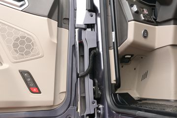 �й����� HOWO Max�ؿ� 510���� 6X4 AMT�Զ���Σ��Ʒǣ����(����)ͼƬ