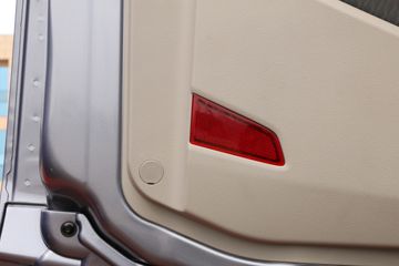 �й����� HOWO Max�ؿ� 510���� 6X4 AMT�Զ���Σ��Ʒǣ����(����)ͼƬ