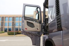 中国重汽 HOWO Max重卡 510马力 6X4 AMT自动挡危险品牵引车(国六)(ZZ4257V344KF1W)