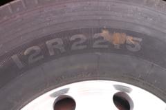 江淮 格尔发A5WⅢ重卡 320马力 6X2 8.6米厢式载货车(HFC5251XXYP1K5D52KS)