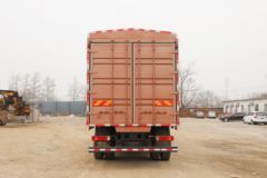青岛解放 JH6重卡 320马力 6X2 7.7米仓栅式载货车(CA5250CCYP26K2L5T3E6A80)
