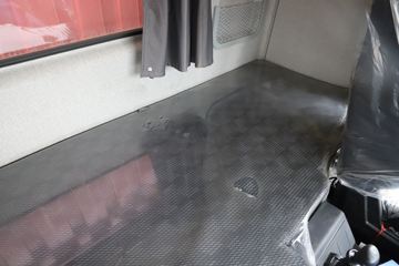 �ൺ��� JH6�ؿ� 320���� 6X2 7.7�ײ�դʽ�ػ���ͼƬ