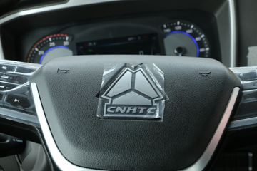 �й����� HOWO MAX 510���� 8X4 9.55����ʽ�ػ���(����)ͼƬ