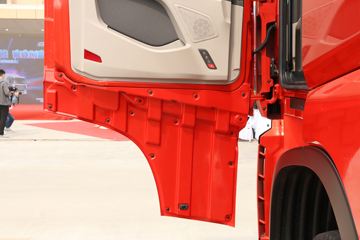 �й����� HOWO MAX 510���� 8X4 9.55����ʽ�ػ���(����)ͼƬ