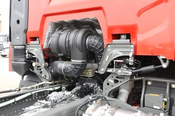 �й����� HOWO MAX 510���� 8X4 9.55����ʽ�ػ���(����)ͼƬ