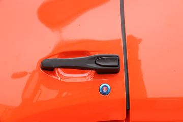 �й����� ����N5W�п� 220���� 4X2 6.75�ײ�դʽ�ػ���(ZZ5185CCYK5113E1H)ͼƬ