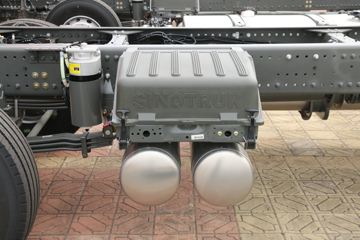 �й����� HOWO MAX 510���� 8X4 9.55����ʽ�ػ���(����)ͼƬ