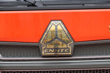 �й����� ����N5W�п� 220���� 4X2 6.75�ײ�դʽ�ػ���(ZZ5185CCYK5113E1H)ͼƬ