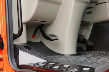 �й����� ����N5W�п� 220���� 4X2 6.75�ײ�դʽ�ػ���ͼƬ