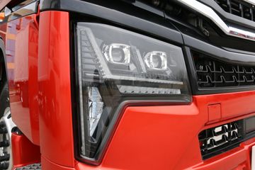 �й����� HOWO MAX 490���� 8X4 9.6��AMT�Զ����Ű��դʽ�ػ���(����)ͼƬ