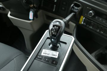 �й����� HOWO MAX 490���� 8X4 9.6��AMT�Զ����Ű��դʽ�ػ���(����)ͼƬ