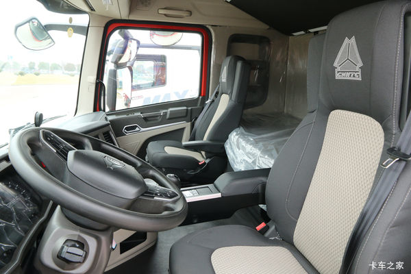 ��HOWO Max�ػ��� ���ߴ�4.19���Ż�
