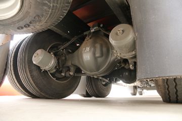 �й����� HOWO MAX 490���� 8X4 9.6��AMT�Զ����Ű��դʽ�ػ���(����)ͼƬ