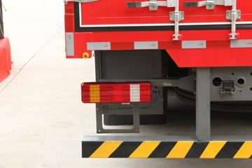 �й����� HOWO MAX 490���� 8X4 9.6��AMT�Զ����Ű��դʽ�ػ���(����)ͼƬ