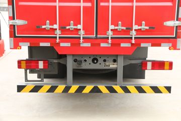 �й����� HOWO MAX 490���� 8X4 9.6��AMT�Զ����Ű��դʽ�ػ���(����)ͼƬ