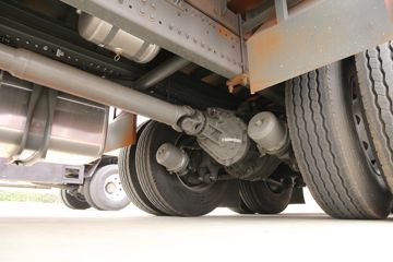 �й����� HOWO MAX 490���� 8X4 9.6��AMT�Զ����Ű��դʽ�ػ���(����)ͼƬ