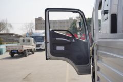 福田 时代领航ES5 190马力 4X2 5.4米排半栏板轻卡(8档)(BJ1104VEPFD-02)