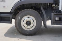 福田 时代领航ES5 190马力 4X2 5.4米排半栏板轻卡(8档)(BJ1104VEPFD-02)