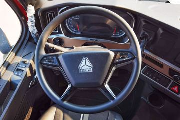 �й����� HOWO TH7�ؿ� 540���� 8X4 9.5��AMT�Զ�����ʽ�ػ���(����)(ZZ5317XXYV466HF1B)ͼƬ