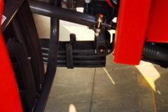 中国重汽 HOWO TH7重卡 540马力 8X4 9.5米AMT自动挡厢式载货车(国六)(ZZ5317XXYV466HF1B)