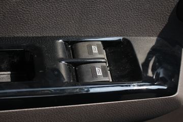  M2 1.6L 122  3.7׵ʽ΢(BJ5032XXY3JV5-03)ͼƬ