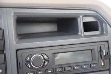 �й�����HOWO ͳ˧ 156���� 4X2 4.1����س�ͼƬ
