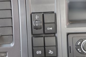 �й�����HOWO ͳ˧ 156���� 4X2 4.1����س�ͼƬ