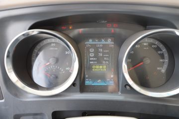 �й�����HOWO ͳ˧ 156���� 4X2 4.1����س�ͼƬ