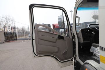 �й�����HOWO ͳ˧ 156���� 4X2 4.1����س�ͼƬ