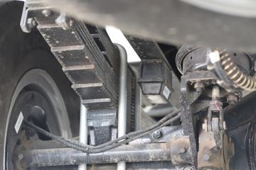 �й�����HOWO ͳ˧ 156���� 4X2 4.1����س�ͼƬ