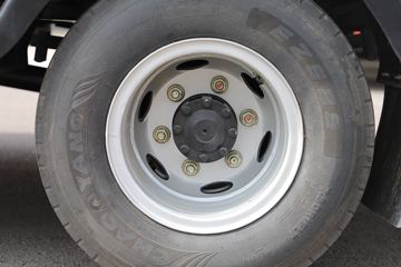 �й�����HOWO ͳ˧ 156���� 4X2 4.1����س�ͼƬ