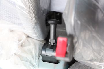 �й�����HOWO ���� 130���� 4.15�׵�����ʽ�Ῠ(����6��)ͼƬ