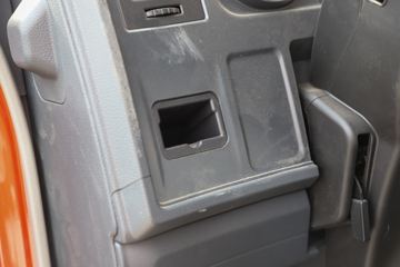 �й�����HOWO ���� 130���� 4.15�׵�����ʽ�Ῠ(����6��)ͼƬ