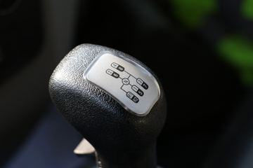йHOWO ͳ˧ 160 4.15׵ŲդʽῨ(ZZ5047CCYG3315F144)ͼƬ