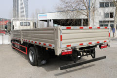 解放 领途 180马力 5.2米单排栏板轻卡(宽体)(国六)(CA1110P40K59L3E6A84)