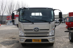 解放 领途 180马力 5.2米单排栏板轻卡(宽体)(国六)(CA1110P40K59L3E6A84)