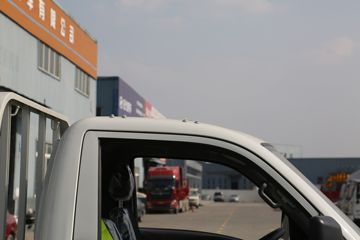 Զ E200S 4.2T 3.53׵Ŵ綯Ῠ(DNC1047BEVK4)66.8kWhͼƬ