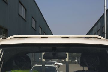 Զ E200S 4.2T 3.53׵Ŵ綯Ῠ(DNC1047BEVK4)66.8kWhͼƬ
