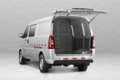 五菱汽车 EV50 2.5T 5座 4.49米纯电动封闭货车43.2kWh