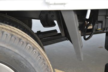 һ������ ��Ű���1ϵV6 102���� 3.32���Ű������Ῠ(��ɲ)(CA1040K3LE6)ͼƬ