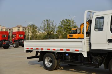 һ������ ��Ű���1ϵV6 102���� 3.32���Ű������Ῠ(��ɲ)(CA1040K3LE6)ͼƬ