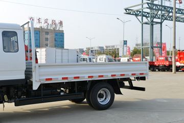 һ������ ��Ű���1ϵV6 102���� 3.32���Ű������Ῠ(��ɲ)(CA1040K3LE6)ͼƬ